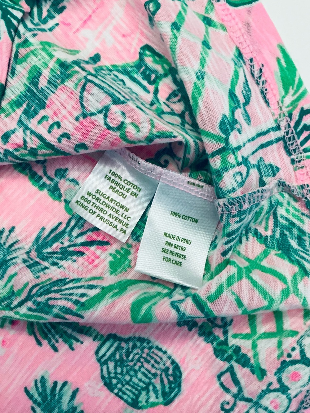 LILLY PULITZER, Etta V- Neck “Wish You Were Here” Short Sleeve Tee Shirt, Size M - Picture 10 of 11